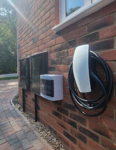Tesla Gen 3 installation at domestic residence