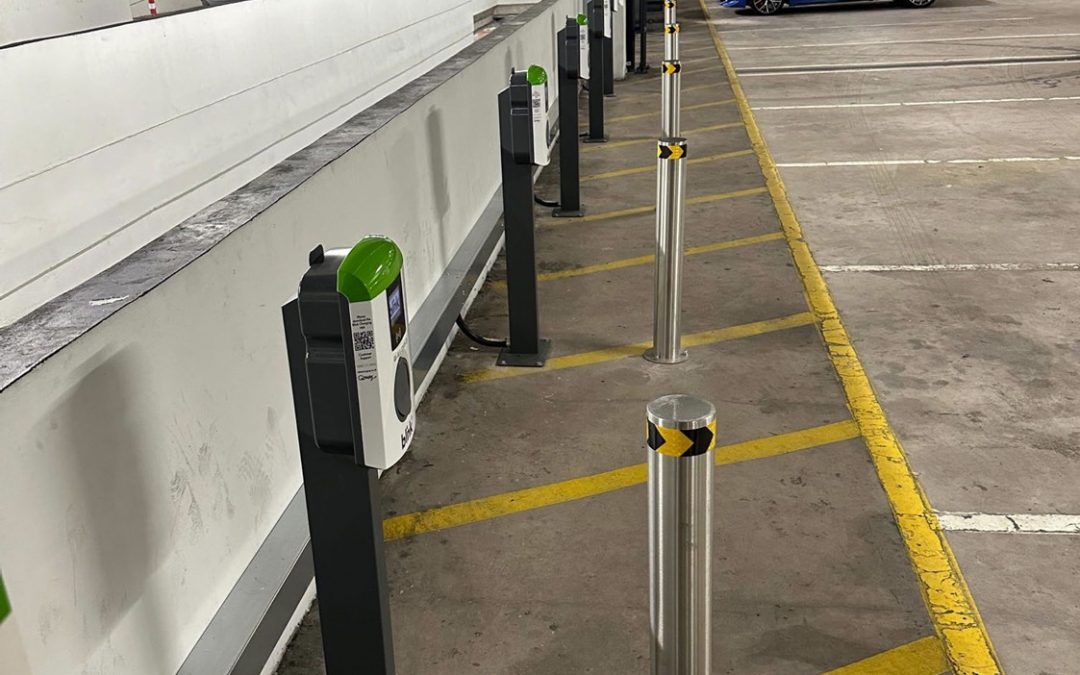 Installation Of 8x 7kw Post Mounted Alfen Chargers At MailBox In Birmingham